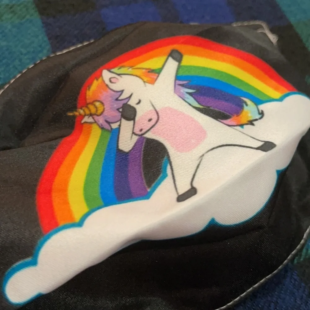 6/$20 New Dabbing Unicorn face mask